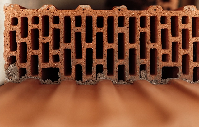 Nahaufnahme eines Ziegelsteins.